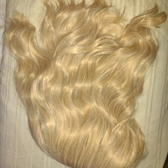 Short blonde real hair wigs with bangs - Picture 2 of 5